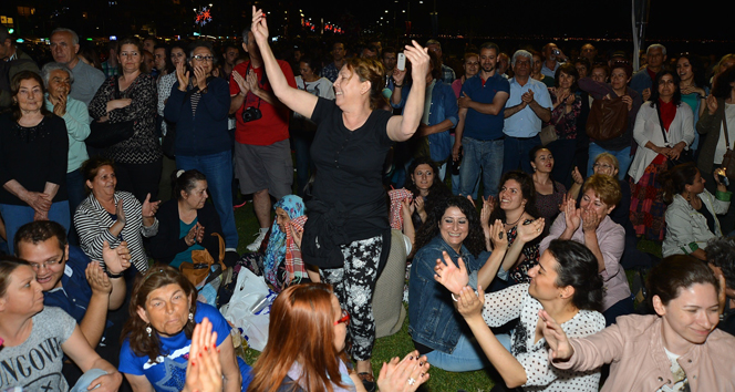 Hıdrellez coşkusu, İzmir'i salladı!