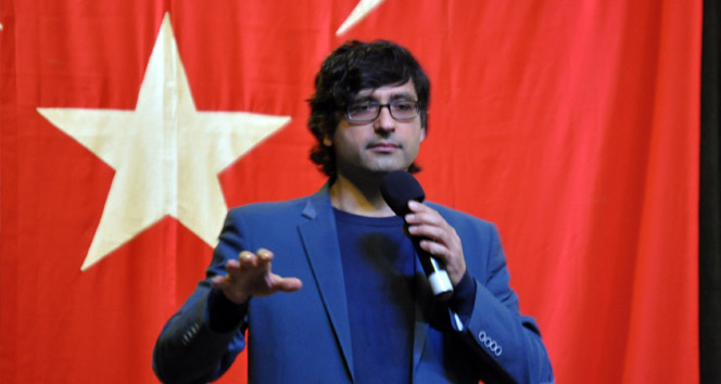 Özgür Çoban çok sevdiği Başbakan Davutoğlu için şiir yazdı!