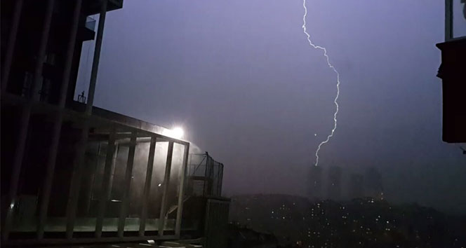 İstanbul’a beklenen yağmur geldi!