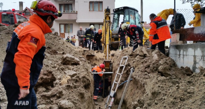 Toprak kaymasında 1 işçi hayatını kaybetti!