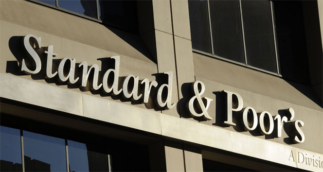 Standard & Poor's Türkiye'nin kredi notunu teyit etti!