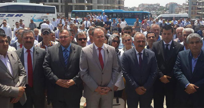 Reyhanlı'daki bombalı saldırılarda ölenler anıldı!