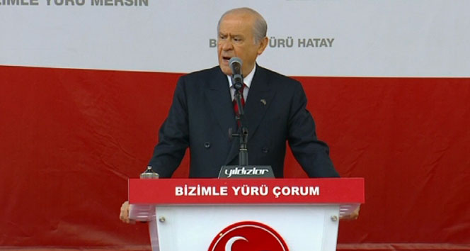 Bahçeli'den AK Parti ve CHP seçmenine 'Gelin, bu defa bizimle yürüyün'!