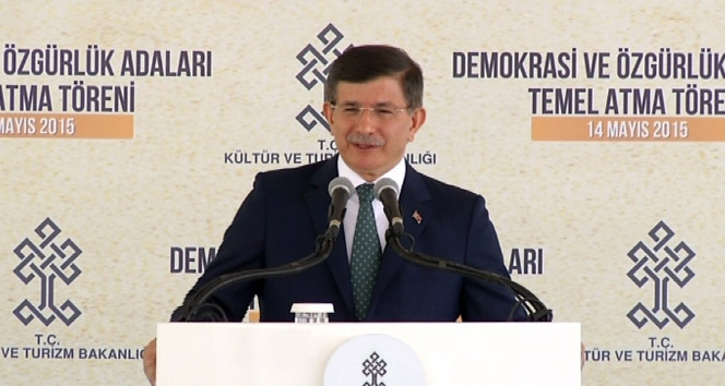 Ahmet Davutoğlu '27 Mayıs bir daha tekerrür etmeyecek”!