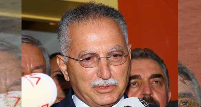 Ekmeleddin İhsanoğlu, Meral Akşener’e atılan iftiraları değerlendirdi!