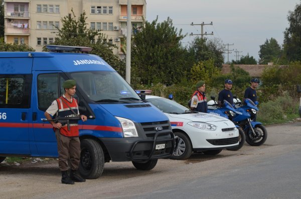  Evden kaçan kızlar Mersin'de bulundu