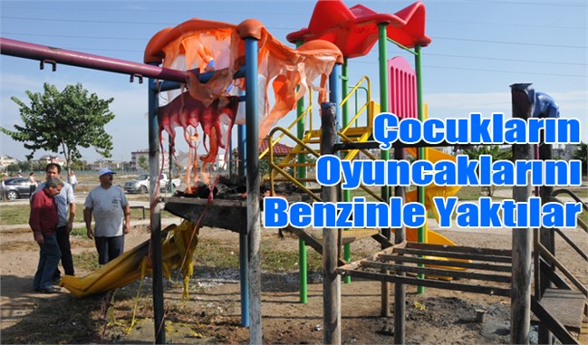 Çocuk Parkını Yaktılar