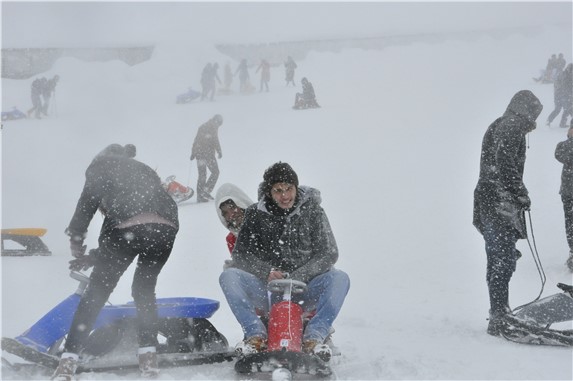 Sıcak Günlere Elveda, Soğuk Hava Kapıda