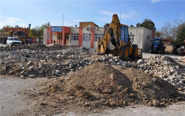 Silifke Belediyesi’nden 40 Okula Destek