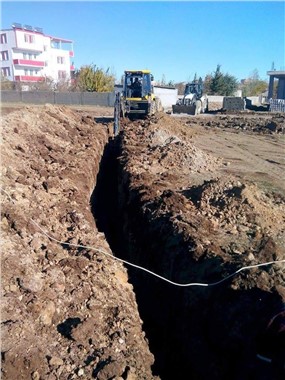 Kâhta Belediyesinden drenaj kanalı çalışması