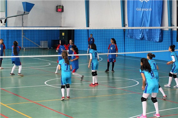 Yıldız Kızlar Voleybol Turnuvası sona erdi