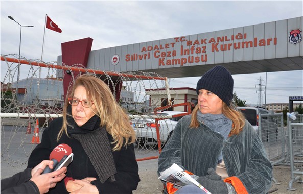 Gazeteci Gürçay Haberleşme özgürlüğü adına buradayız