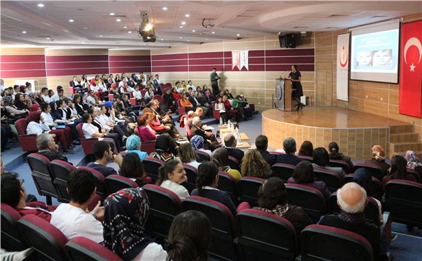 'Devlet, kadın-erkek eşitliğini hayata geçirmeli'