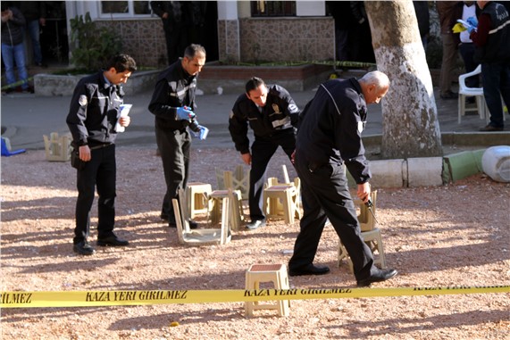 Olayı konuşmak için bir araya geldiler 1 ölü 5 yaralı