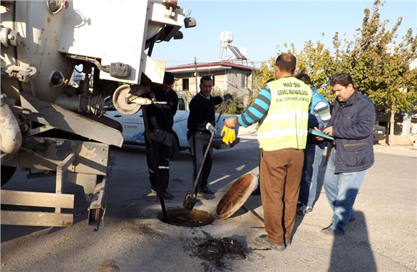 Hatay’da tıkalı kanallar açılıyor