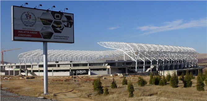 Bu yıl bitmesi gereken Malatya Arena Stadyumu 2017’de tamamlanacak