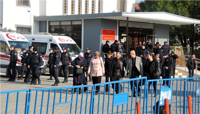 Dumanı ilk gören madenci İnceden bir duman geldi, önce önemsemedik