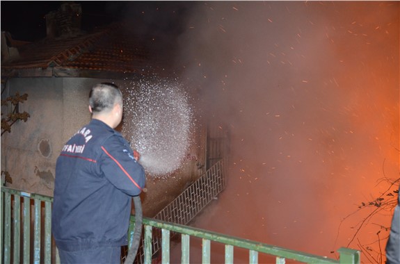 Ankara'da korkutan yangın