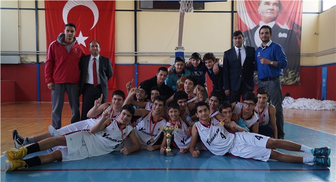 Ortaokullar basketbolda şampiyon Yamanlar