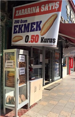 Fırıncılar rekabete girdi, ekmek 80 kuruştan 50 kuruşa düştü