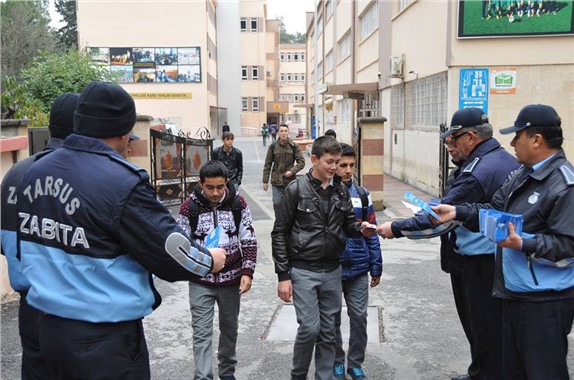 Tarsus Belediyesi Uyuşturucu ve Madde Kullanımına Savaş Açtı