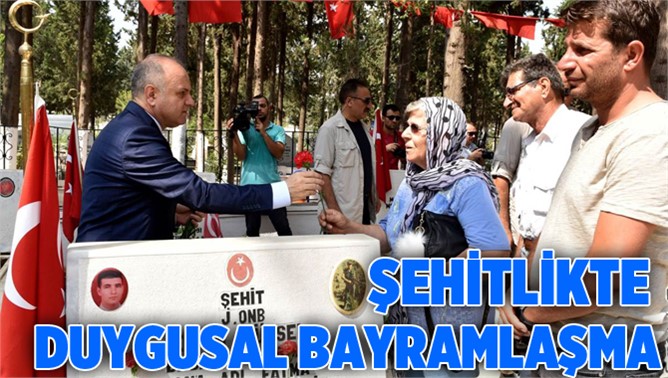 Mersin Şehitliği'nde Anaların Gözyaşı Dinmedi