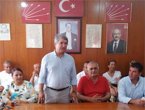 TARSUS CHP'DE BAYRAMLAŞMA