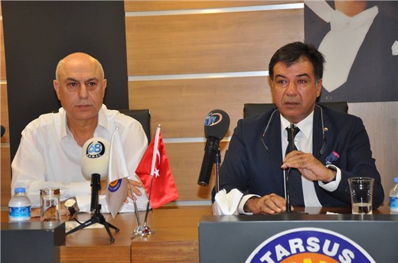 TARSUS’TA İŞ DÜNYASI DARBEYİ KINADI