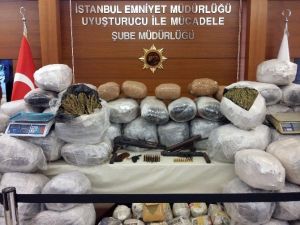 556 Kilo Esrar Ele Geçirildi