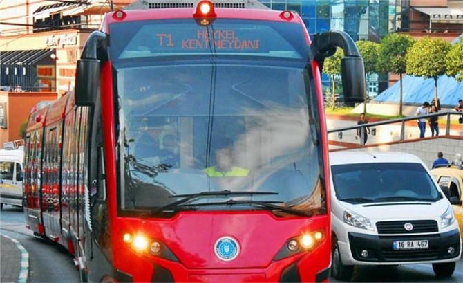 Tramvay'da 10 Kasım İçin Bayramınız Kutlu Olsun Denilince Soruşturma Başlatıldı