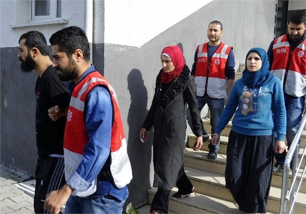 Suriyeli Kadın ile Sevgilisi Bir Olup Kadının Kocasını Öldürüp Çöpe Attılar