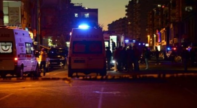 Diyarbakır'da Polise Saldırı: 1 Polis Yaralandı