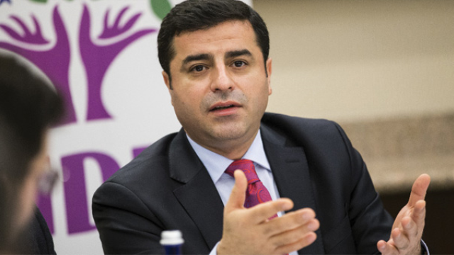 Selahattin Demirtaş'ı Cezaevinde Eşi Ziyaret Etti