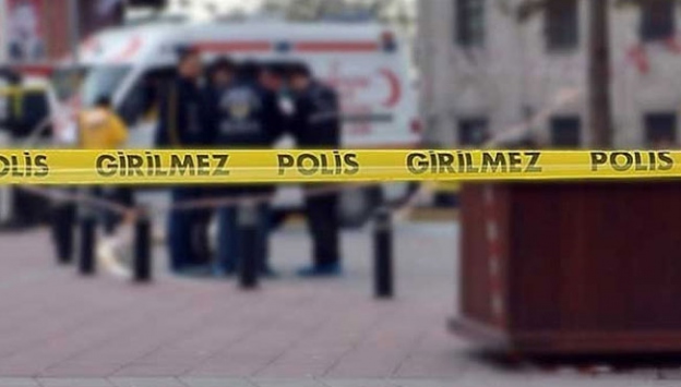 İzmir'de Bomba İhbarı İle 20 Bina Boşaltıldı!!!