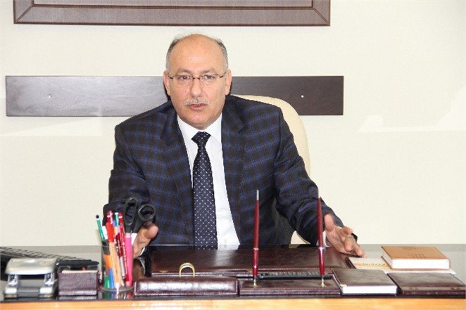 CHP'Lİ VEKİL MERSİN CUMHURİYET BAŞSAVCISINI FETÖ'CÜLÜKLE SUÇLADI, GAZETECİ KÖŞESİNE TAŞIDI