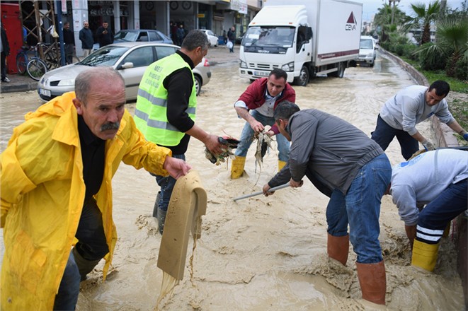 Doğa İntikam Alıyor, Büyükşehir Yardıma Koştu