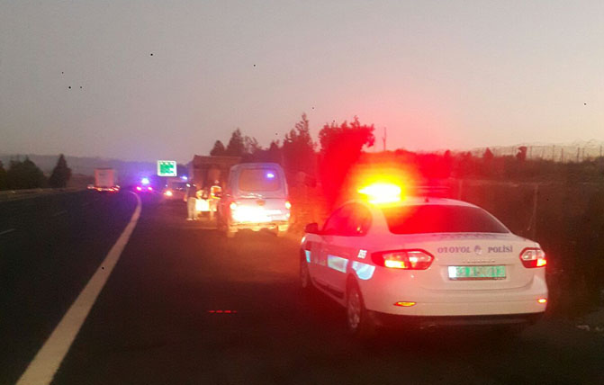 Mersin'de Trafiği Tehlikeye Atan Tezgahlar Kaldırıldı