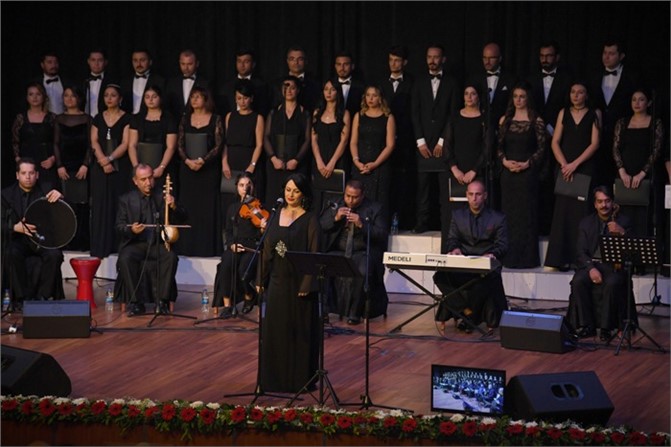 Atatürk’ün Sevdiği Şarkıların Notaları Mersin’den Yükseldi