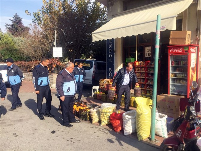 Tarsus Zabıtasından Kaldırım İşgali Denetimi