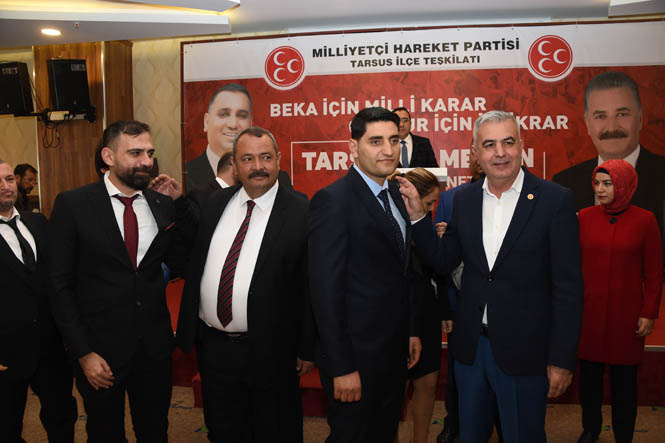 Mersin Tarsus'ta İYİ Partili 297 kişi MHP'ye geçti