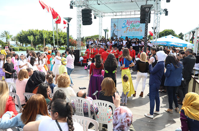 Çocukların Festivali; Mersin Çocuk Festivali Başladı! Mersin'de Erken Bayram