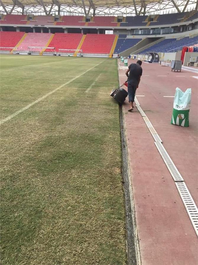 Mersin İl Gençlik ve Spor Müdürlüğü Tarafından Mersin Arena Stadyumu Bakım Çalışması