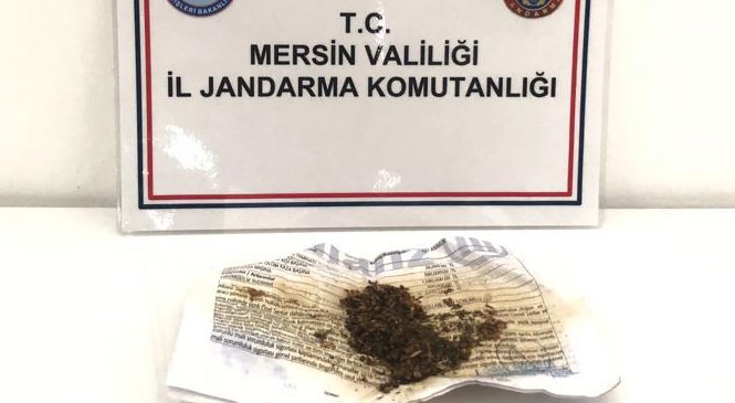 Mersin Anamur Sultan Çayı Kenarındaki Araç İçinde Uyuşturucu Madde Kullanırken Yakalandılar