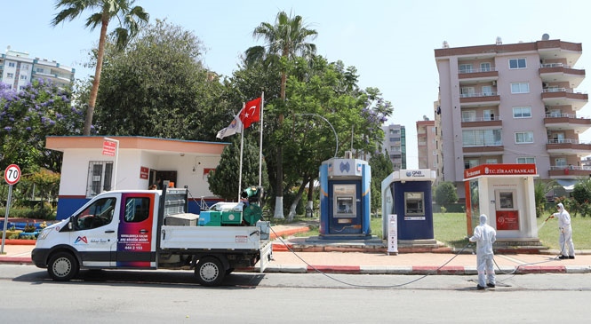 Mersin Büyükşehir, Yeni Normalleşme Sürecinde Dezenfeksiyon İşlemlerini Sürdürüyor