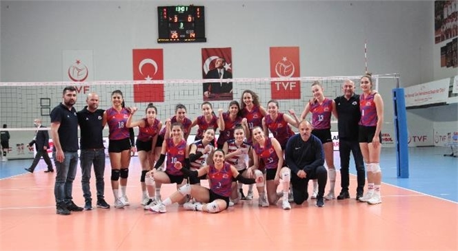 Mersin Büyükşehir Gsk Sporcuları Başarıya Koşuyor