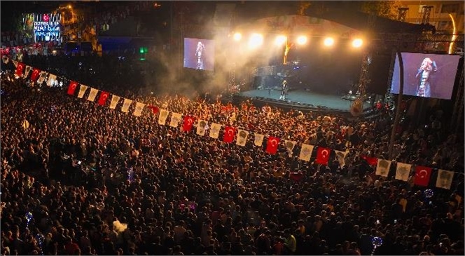 Tarsus İlk Kez Bu Kadar Eğlenceli