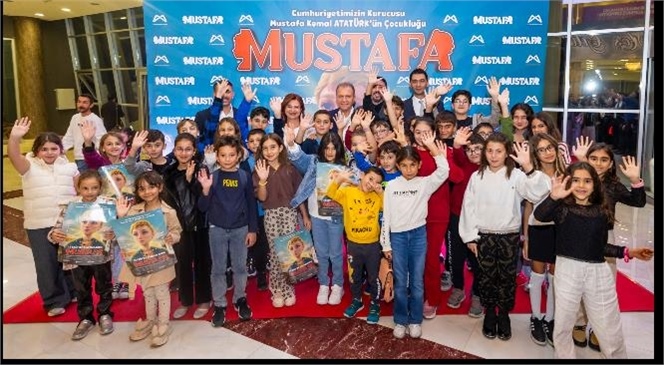 BAŞKAN SEÇER VE MERAL SEÇER ‘MUSTAFA’ FİLMİNİN GALASINA KATILDI