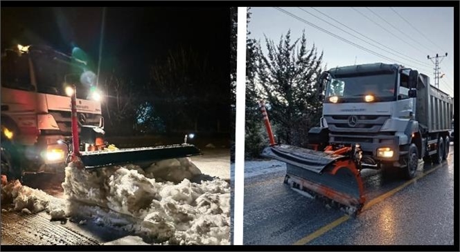 Büyükşehir Belediyesi ekiplerinden Çamlıyayla'da kar küreme çalışması