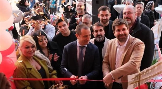 Tarsus’un en yeni kahve noktası Raw Coffee Büyük Beğeni Topluyor