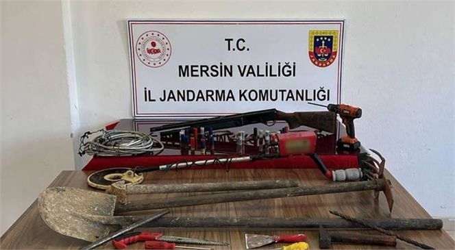 “DEFİNE ARAYAN ŞAHIS JANDARMAYA YAKALANDI”